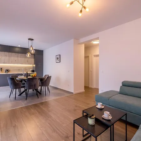 Adriatic Nest, Cozy And Modern Two Bedroom * Kaštela