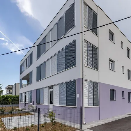 Adriatic Nest, Cozy And Modern Two Bedroom * Kaštela