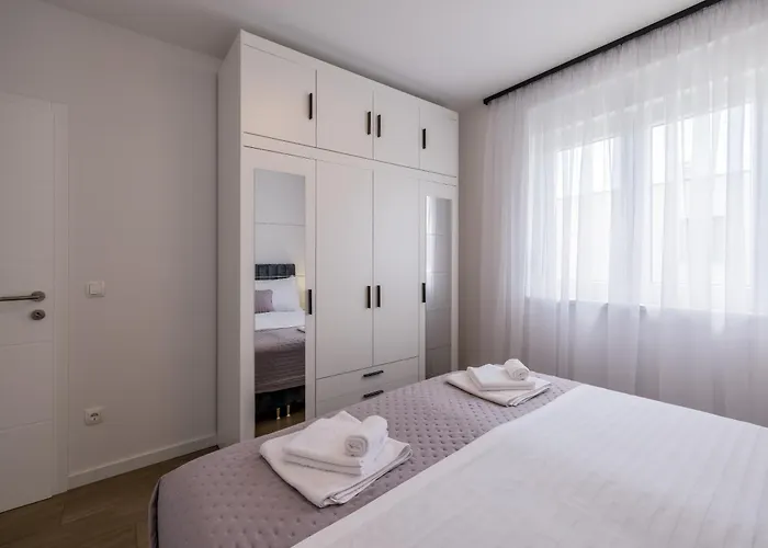 Adriatic Nest, Cozy And Modern Two Bedroom Apartamento *