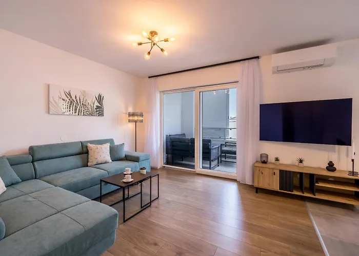 Adriatic Nest, Cozy And Modern Two Bedroom * Kaštela