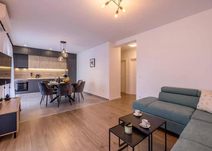 Adriatic Nest, Cozy And Modern Two Bedroom * Kaštela