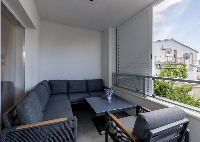 Adriatic Nest, Cozy And Modern Two Bedroom Kaštela